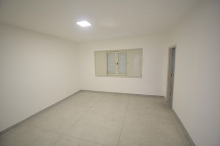 Casa para alugar com 640m², 3 quartos e sem vagaSuíte