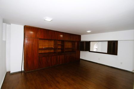 Casa para alugar com 300m², 4 quartos e 2 vagasQuarto 3