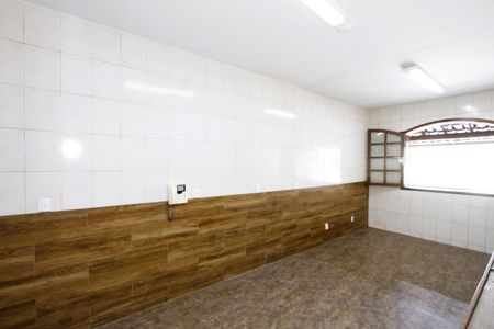 Casa para alugar com 300m², 4 quartos e 2 vagasCozinha
