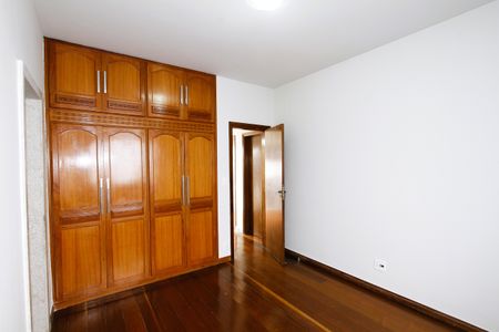 Casa para alugar com 300m², 4 quartos e 2 vagasQuarto 1 -Suíte