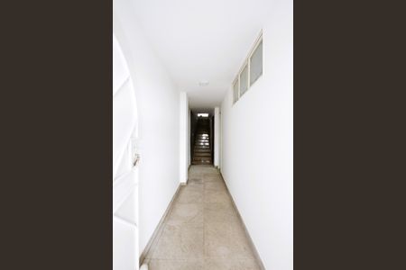 Casa para alugar com 300m², 4 quartos e 2 vagasCorredor