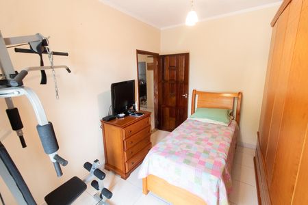 Casa à venda com 200m², 3 quartos e 4 vagas Casa à venda com 200m², 3 quartos e 4 vagasQuarto 2