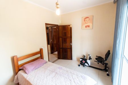 Casa à venda com 200m², 3 quartos e 4 vagas Casa à venda com 200m², 3 quartos e 4 vagasQuarto 1