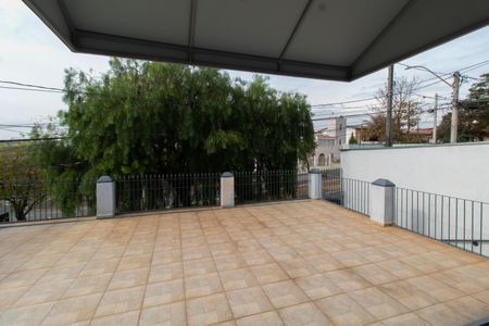Casa à venda com 200m², 3 quartos e 4 vagas Casa à venda com 200m², 3 quartos e 4 vagasVista Quarto 1