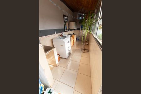 Casa à venda com 200m², 3 quartos e 4 vagas Casa à venda com 200m², 3 quartos e 4 vagasÁrea de Serviço