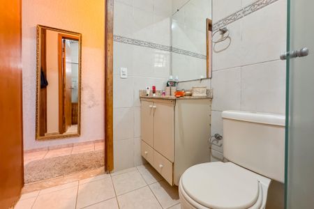 Casa à venda com 256m², 3 quartos e sem vaga Casa à venda com 256m², 3 quartos e sem vagaBanheiro da Suíte