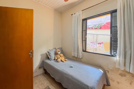 Casa à venda com 256m², 3 quartos e sem vaga Casa à venda com 256m², 3 quartos e sem vagaQuarto 2