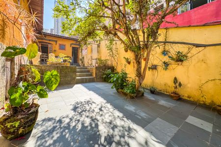 Casa à venda com 256m², 3 quartos e sem vaga Casa à venda com 256m², 3 quartos e sem vagaÁrea Externa