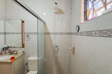 Casa à venda com 256m², 3 quartos e sem vaga Casa à venda com 256m², 3 quartos e sem vagaBanheiro da Suíte