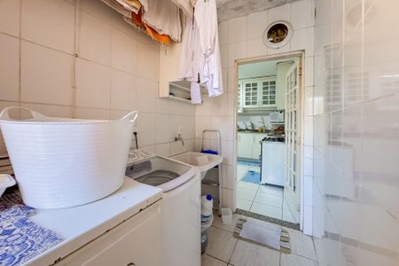 Casa à venda com 256m², 3 quartos e sem vaga Casa à venda com 256m², 3 quartos e sem vagaÁrea de Serviço