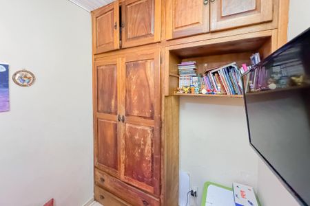 Casa à venda com 256m², 3 quartos e sem vaga Casa à venda com 256m², 3 quartos e sem vagaQuarto 1 - Armários