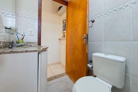 Casa à venda com 256m², 3 quartos e sem vaga Casa à venda com 256m², 3 quartos e sem vagaBanheiro Social