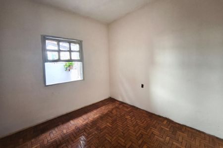 Casa à venda com 350m², 2 quartos e 3 vagasQuarto 2