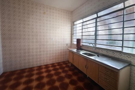 Casa à venda com 350m², 2 quartos e 3 vagasCozinha