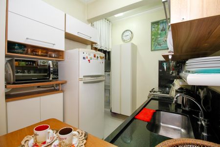 Apartamento à venda com 74m², 3 quartos e sem vagaCozinha