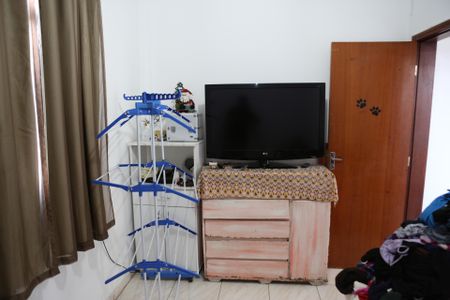 Quarto 1 de apartamento para alugar com 2 quartos, 49m² em Riacho das Pedras, Contagem