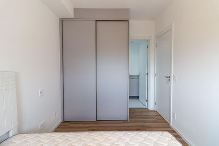 Apartamento para alugar com 73m², 2 quartos e 1 vagaSuíte