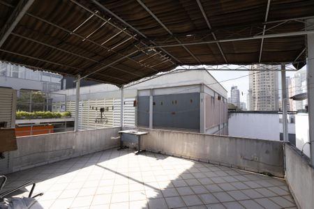 Casa para alugar com 385m², 6 quartos e 3 vagas Casa para alugar com 385m², 6 quartos e 3 vagasTerraço