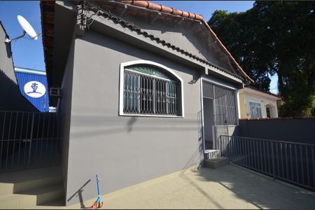 Casa para alugar com 120m², 4 quartos e 1 vagaFachada