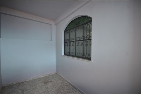 Casa para alugar com 120m², 4 quartos e 1 vagaÁrea de Serviço