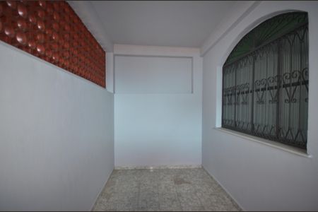 Casa para alugar com 120m², 4 quartos e 1 vagaÁrea de Serviço