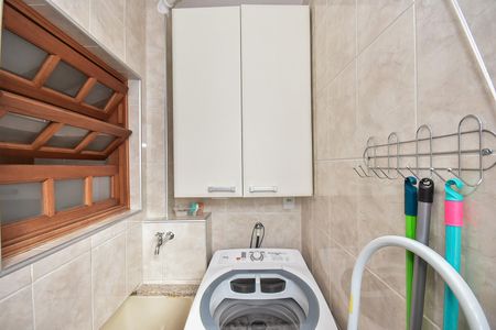 Apartamento à venda com 80m², 2 quartos e 1 vagaÁrea de Serviço