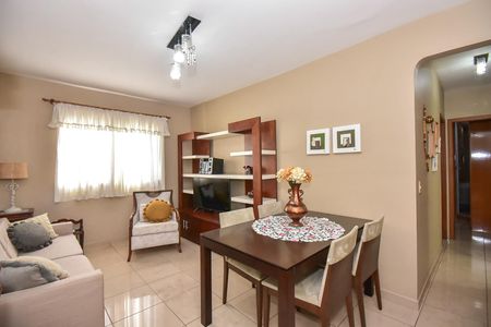 Apartamento à venda com 80m², 2 quartos e 1 vagaSala