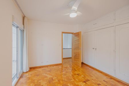 Casa à venda com 300m², 4 quartos e 4 vagasQuarto