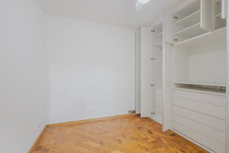 Casa à venda com 300m², 4 quartos e 4 vagasSuíte 1