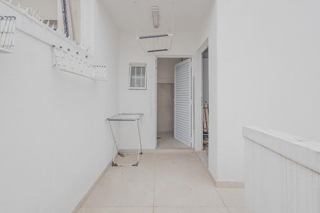 Casa à venda com 300m², 4 quartos e 4 vagasÁrea de Serviço