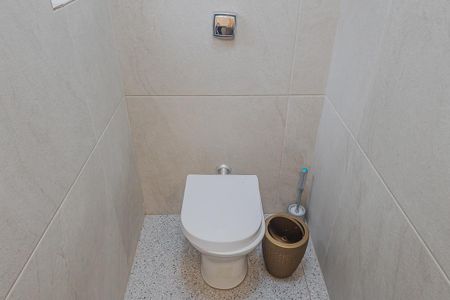 Casa à venda com 300m², 4 quartos e 4 vagasLavabo