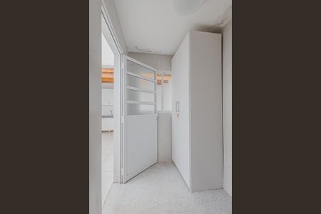 Casa à venda com 300m², 4 quartos e 4 vagasÁrea de Serviço