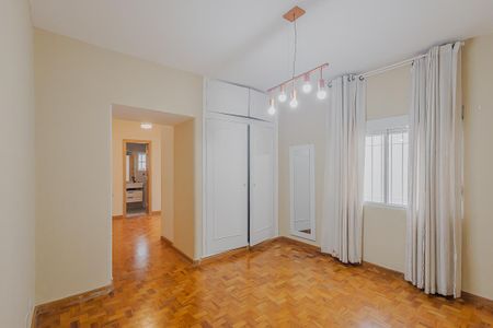Casa à venda com 300m², 4 quartos e 4 vagasSuíte 3
