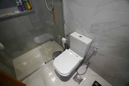 Apartamento à venda com 70m², 2 quartos e 1 vagaBanheiro 1