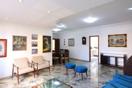 Apartamento à venda com 140m², 4 quartos e 3 vagas Apartamento à venda com 140m², 4 quartos e 3 vagasSala