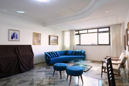 Apartamento à venda com 140m², 4 quartos e 3 vagas Apartamento à venda com 140m², 4 quartos e 3 vagasSala