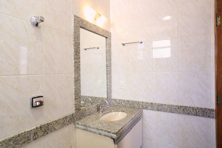 Apartamento à venda com 140m², 4 quartos e 3 vagas Apartamento à venda com 140m², 4 quartos e 3 vagasBanheiro da Suíte