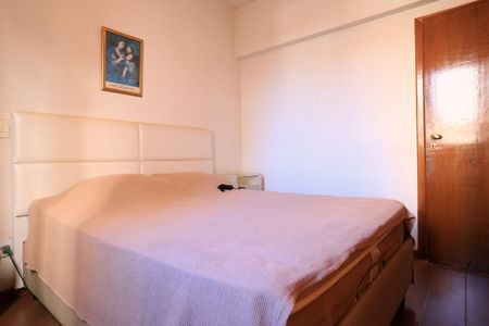 Apartamento à venda com 140m², 4 quartos e 3 vagas Apartamento à venda com 140m², 4 quartos e 3 vagasSuíte