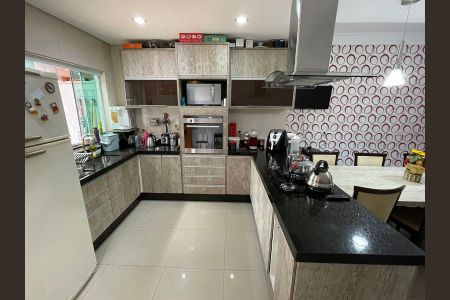 Casa à venda com 250m², 3 quartos e 4 vagasCozinha