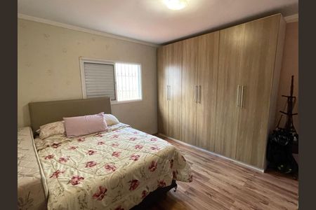 Casa à venda com 250m², 3 quartos e 4 vagasQuarto