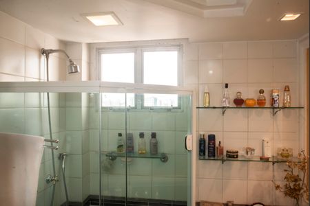 Apartamento à venda com 140m², 2 quartos e 1 vagaBanheiro da Suíte