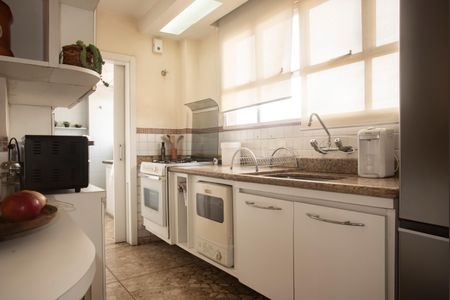 Apartamento à venda com 140m², 2 quartos e 1 vagaCozinha