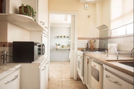 Apartamento à venda com 140m², 2 quartos e 1 vagaCozinha