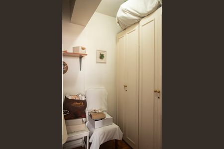 Apartamento à venda com 140m², 2 quartos e 1 vagaQuarto de Serviço