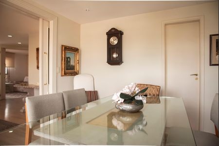 Apartamento à venda com 140m², 2 quartos e 1 vagaSala de Jantar