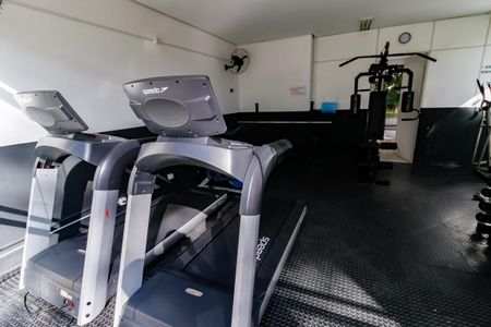 Apartamento à venda com 86m², 3 quartos e 2 vagas Apartamento à venda com 86m², 3 quartos e 2 vagasÁrea comum - Academia