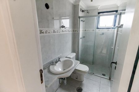 Apartamento à venda com 86m², 3 quartos e 2 vagas Apartamento à venda com 86m², 3 quartos e 2 vagasBanheiro da Suíte