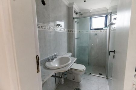 Apartamento à venda com 86m², 3 quartos e 2 vagas Apartamento à venda com 86m², 3 quartos e 2 vagasBanheiro da Suíte