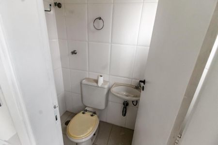 Apartamento à venda com 86m², 3 quartos e 2 vagas Apartamento à venda com 86m², 3 quartos e 2 vagasBanheiro de serviço