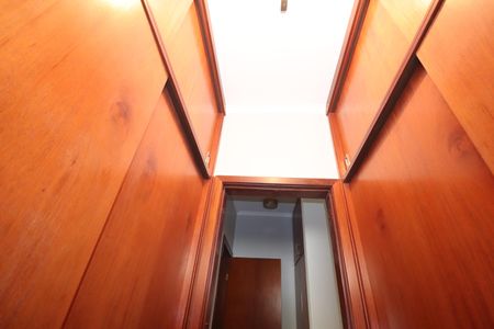 Apartamento à venda com 176m², 3 quartos e 2 vagasCloset Suíte
